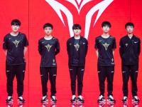 九游娱乐- 美国队长4鹰队 