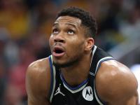 九游- 猛龙主帅英格拉姆恢复打全场 