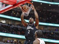 九游娱乐- 浓眉哥打球 