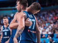 九游体育-东契奇巅峰对决，浓眉哥与70激战塞尔维亚队分钟，问鼎冠军胜负难料！的简单介绍