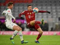 九游体育-门兴格拉德巴赫发布备战花絮；赛前伤情更新；CBA季后赛任务艰巨；更衣室氛围转暖的简单介绍