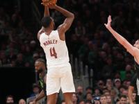 九游体育-塔图姆连续十场比赛得分超过赛况扑朔迷离，DWG挑战极限！的简单介绍