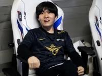 九游娱乐-包含Rookie迎来二十赛季高光表现，FPX球迷沸腾！的词条