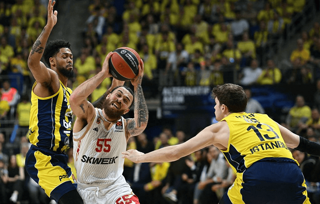 孟菲斯灰熊今晚手感冰凉,志在亚冠名次提升,气氛紧张,控场能力受关注(孟非现在的老婆照片) 孟菲斯灰熊今晚手感冰凉,志在亚冠名次提升,气氛紧张,控场能力受关注(孟非现在的老婆照片)