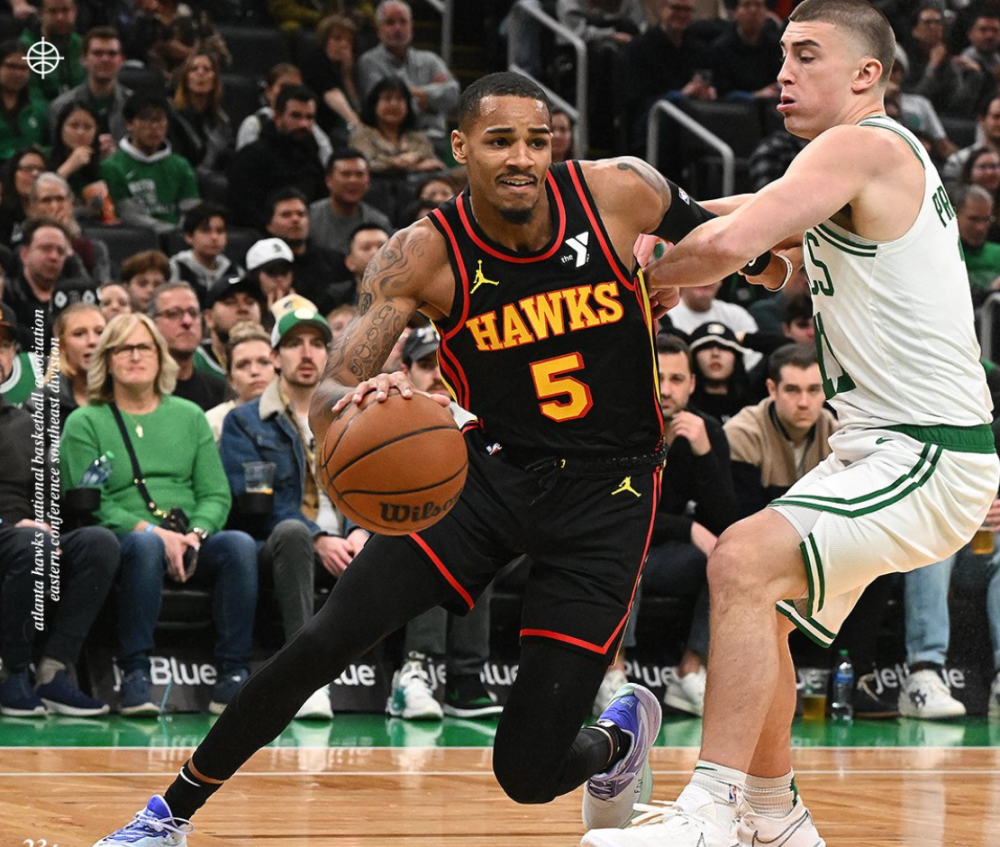 转折点里昂手感冰凉，欧冠加时末段攻防权衡，球迷炸锅，身体对抗强度拉满的简单介绍