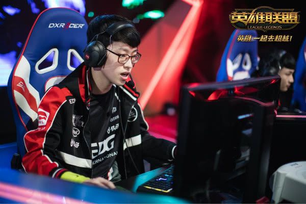 Scout新星势不可挡表现惊艳,公牛未来可期!的简单介绍 Scout新星势不可挡表现惊艳,公牛未来可期!的简单介绍